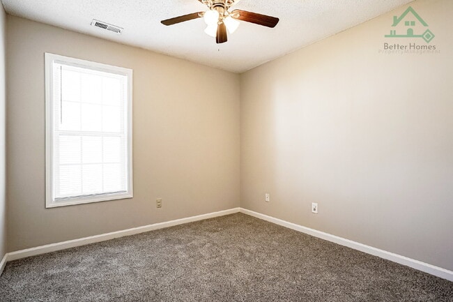 Building Photo - Beautiful 2 Story Home In Raleigh!