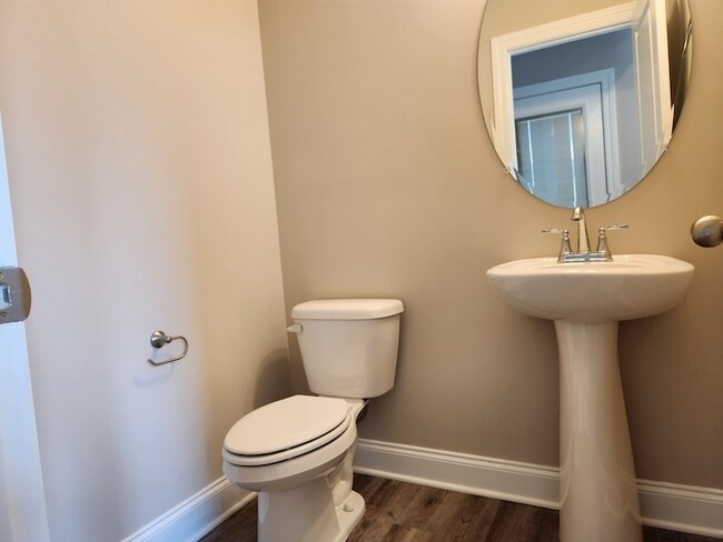 Building Photo - 2853 Vly Farms Dr