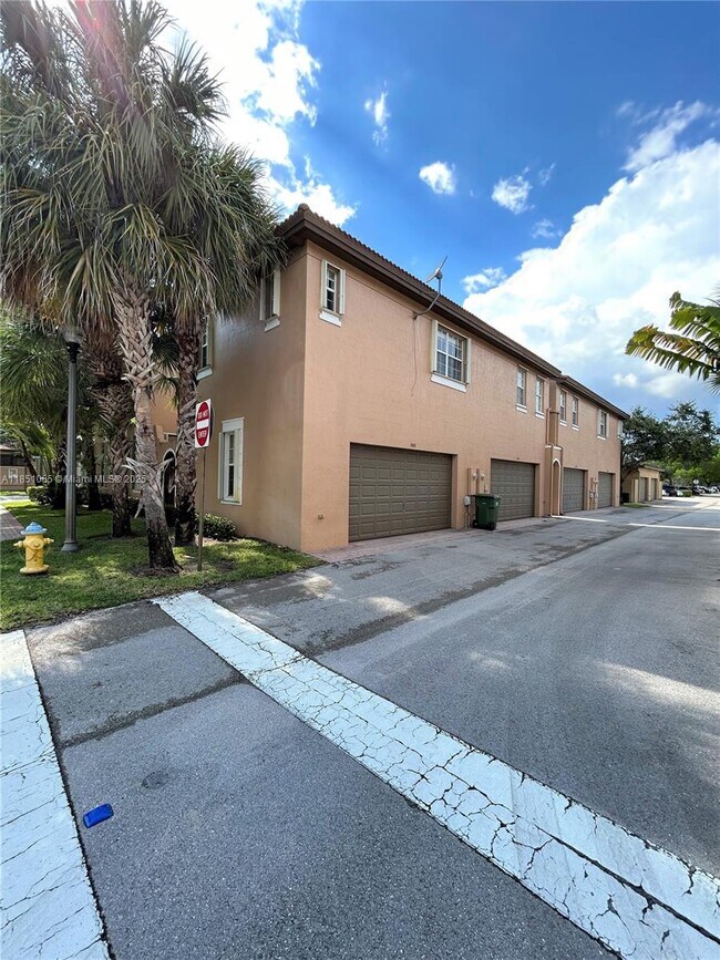 Building Photo - 1065 SW 147th Ter