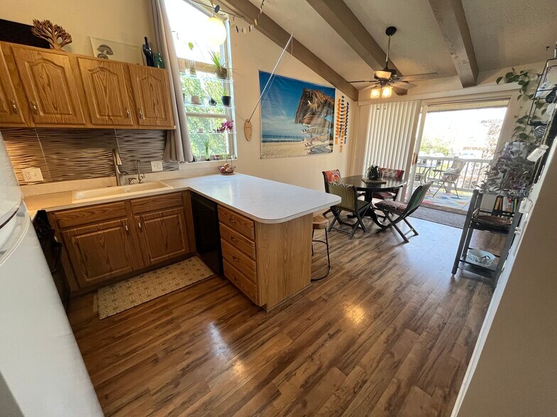 Building Photo - 1332 Millcreek Dr