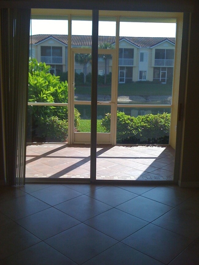 Building Photo - Villagio Rental Available!