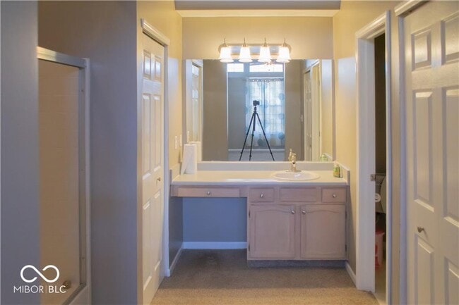 Building Photo - 12403 E 75th St