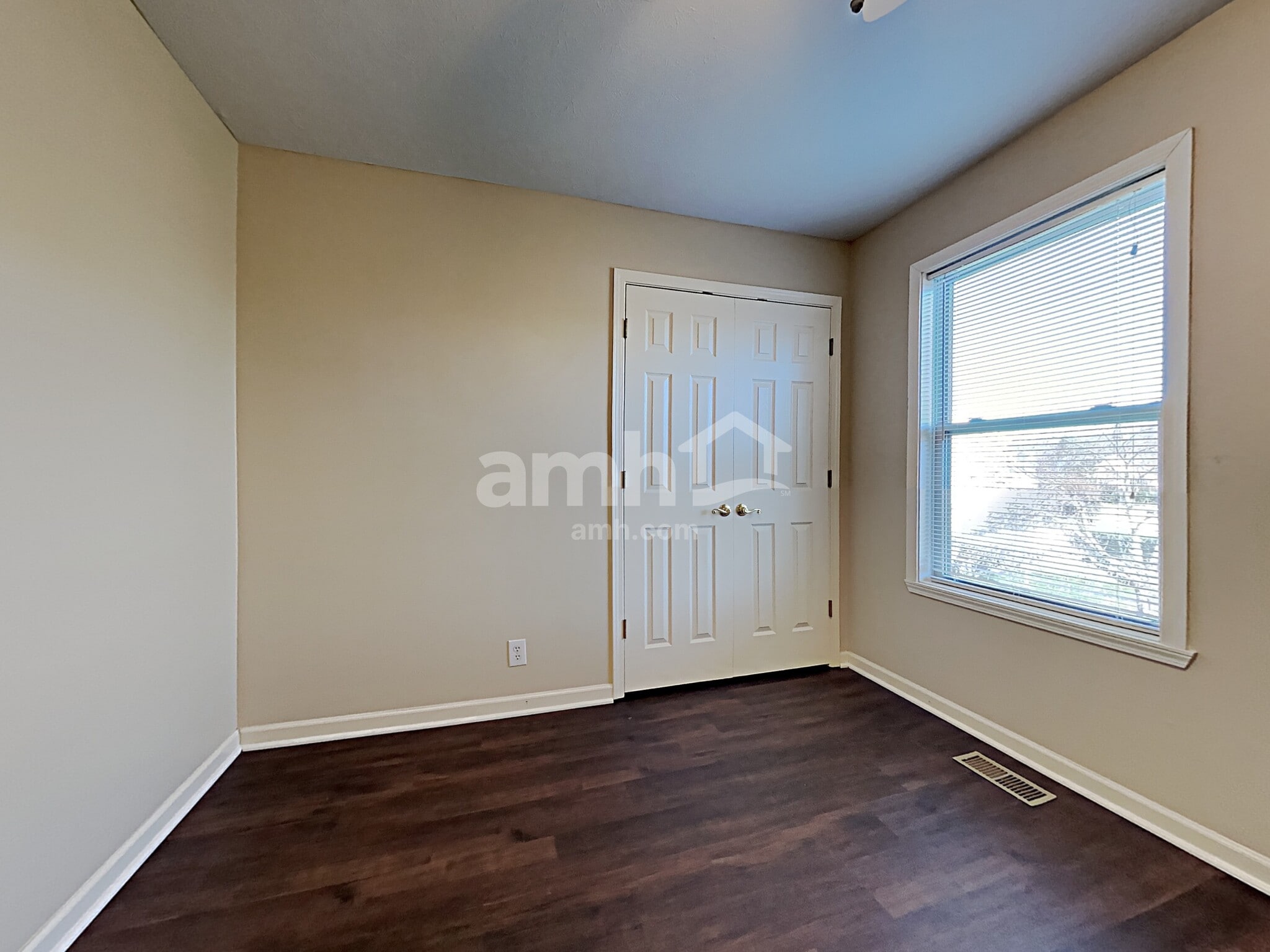 Building Photo - 13041 Rawlings Ct