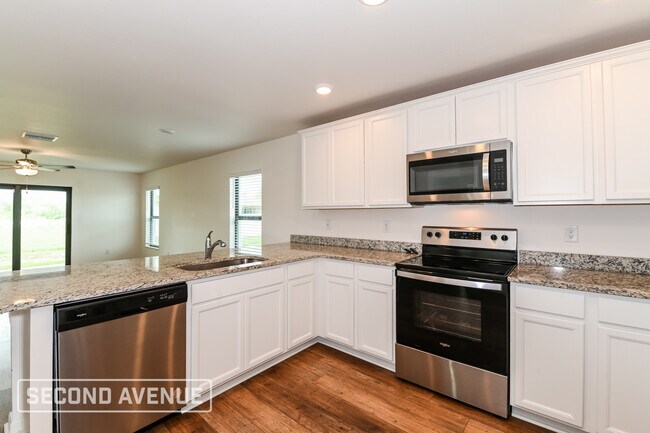 Building Photo - 1710 NW 18th St