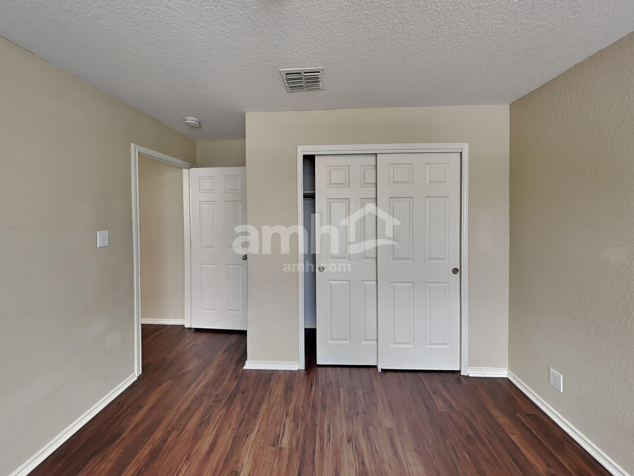 Building Photo - 12139 Karnes Way