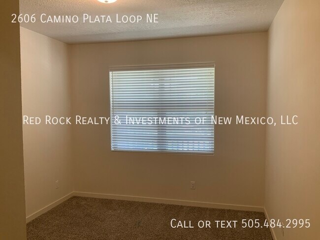 Building Photo - 2606 Camino Plata Loop NE