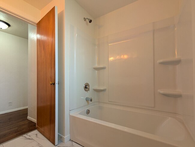 Building Photo - Charming 3 Bedroom, 1 Bath With Large Yard & Great Patio Space!