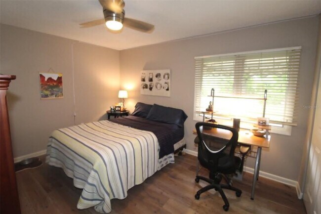 Building Photo - 4532 Ascot Cir N