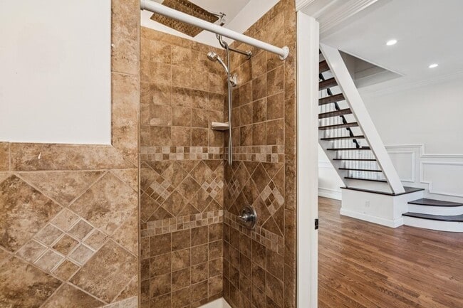 Building Photo - 132 Dodd St