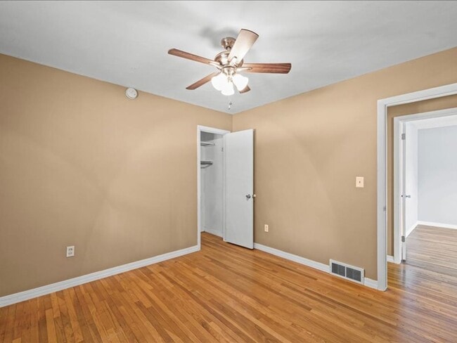 Building Photo - Get $725 off your security deposit OR $250...