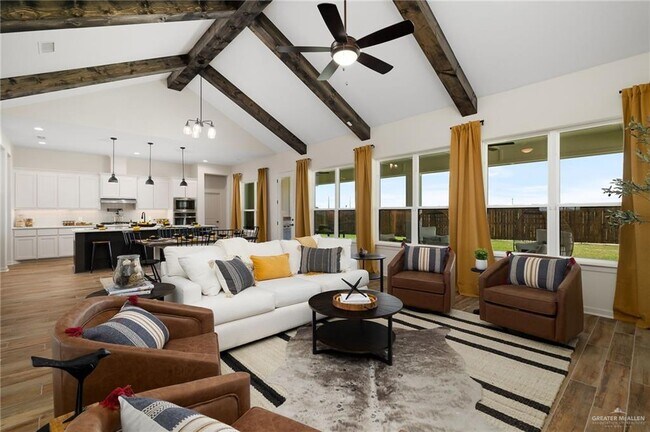 Building Photo - 33 E Silos Ave