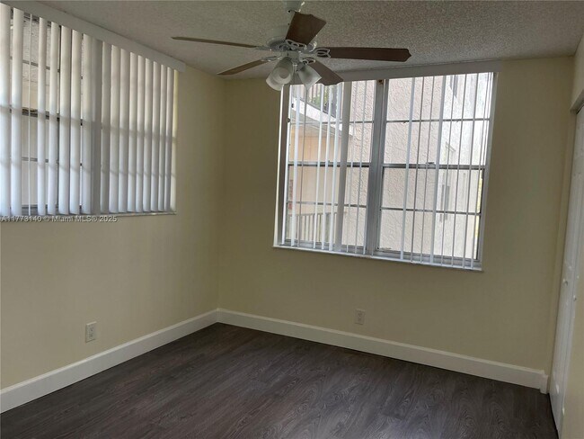 Building Photo - 9311 Orange Grove Dr