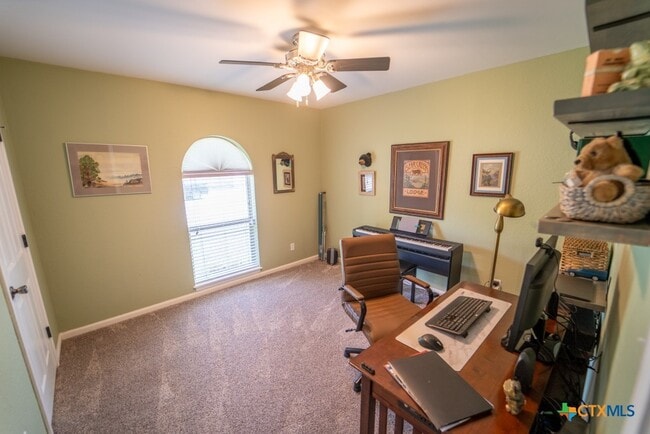 Building Photo - 301 Antietam Dr