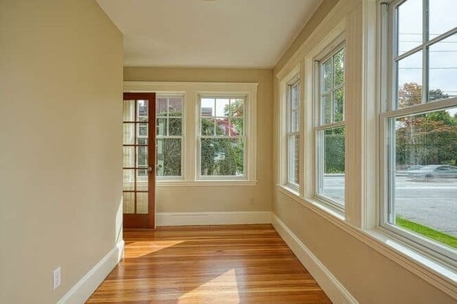 Building Photo - 71 Church St