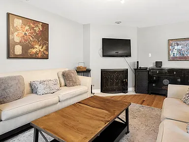 Building Photo - 3 bedroom in Chicago IL 60614