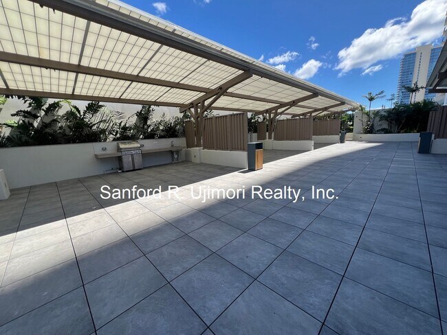 Building Photo - lion1515