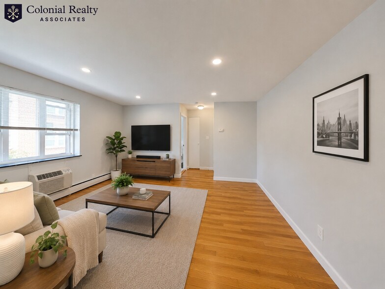 Building Photo - 55 Colborne Rd
