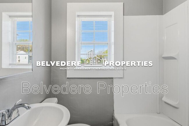 Building Photo - 1730-A Brooks Ave