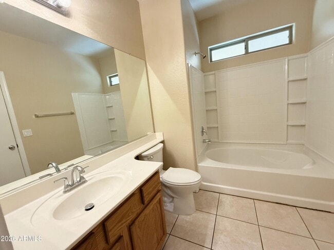 Building Photo - 4539 E Ivanhoe St