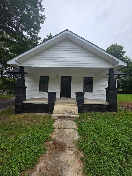 Primary Photo - 259 S Walnut Ave