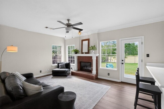 Building Photo - 8113 Willet Trail