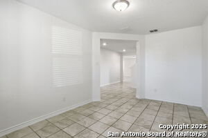 Building Photo - 11527 Arabette