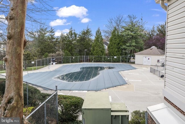 Building Photo - 6011 Curtier Dr