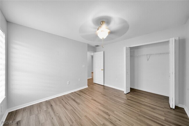 Building Photo - 29 SW 24th Pl
