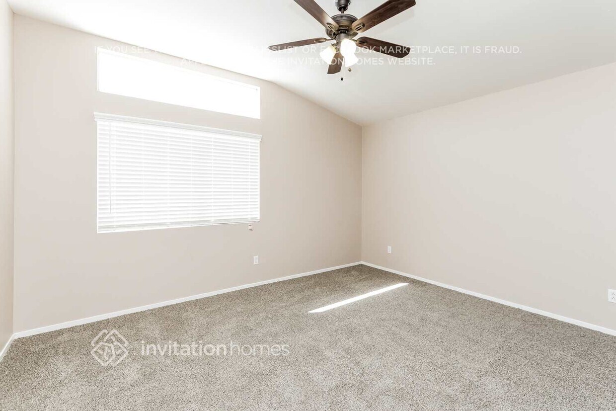 Building Photo - 1733 Sierra Valley Way