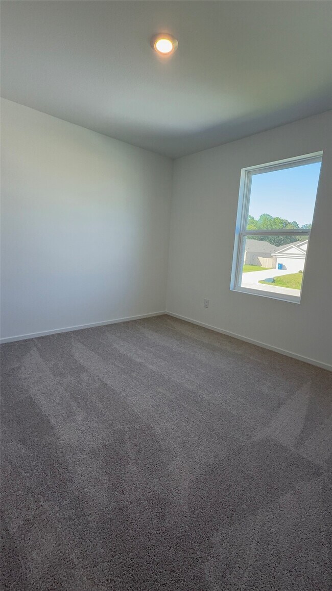 Building Photo - 331 Parkin Ct