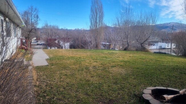 Building Photo - 945 Buchanan Ave