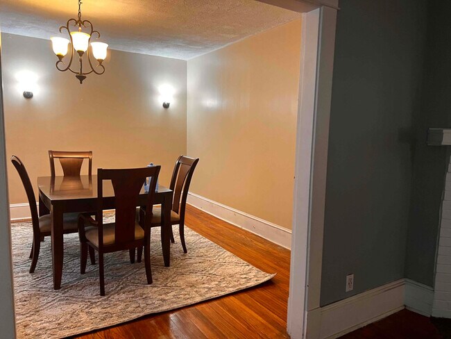 Building Photo - 64-66 Knollwood St