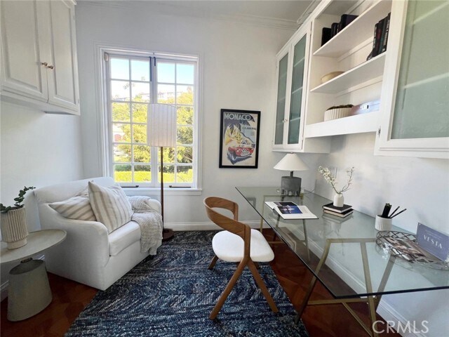 Building Photo - 605 Paseo Del Mar