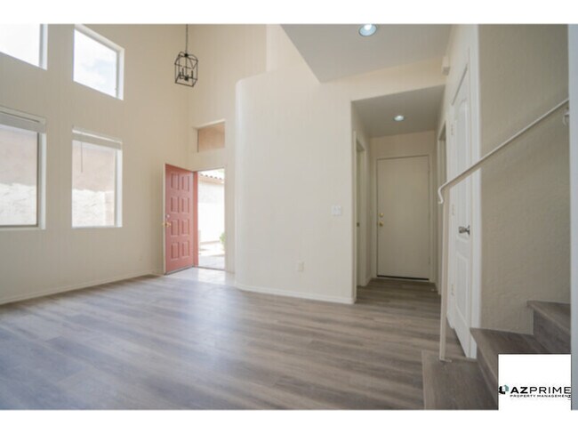 Building Photo - Unveil a Rare Treasure in Avondale-a Respl...