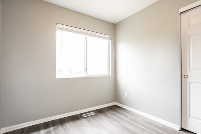 Building Photo - 4492 Andes Ct