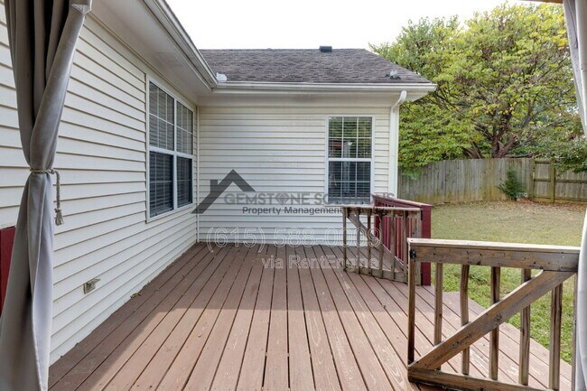 Building Photo - 2214 Falcon Creek Dr