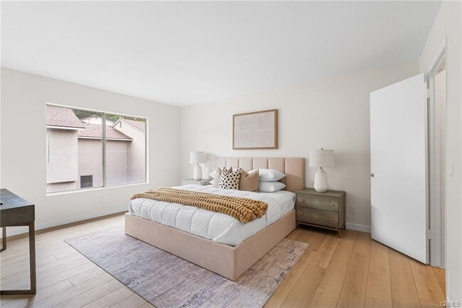 Building Photo - 1738 N Cedar Glen Dr