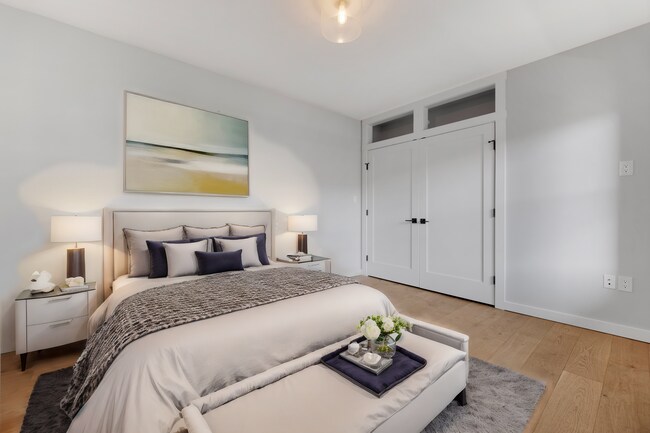 Building Photo - 6914 Willow St NW