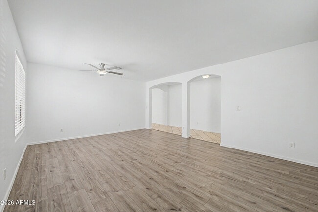 Building Photo - 9631 W Kirby Ave