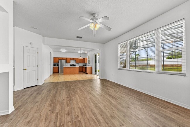 Building Photo - Perfect 4BR two story home with a Pool & Near Disney