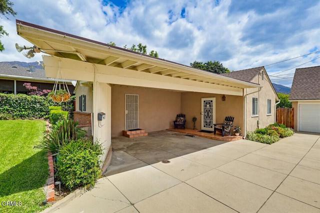 Building Photo - 1608 N Grand Oaks Ave