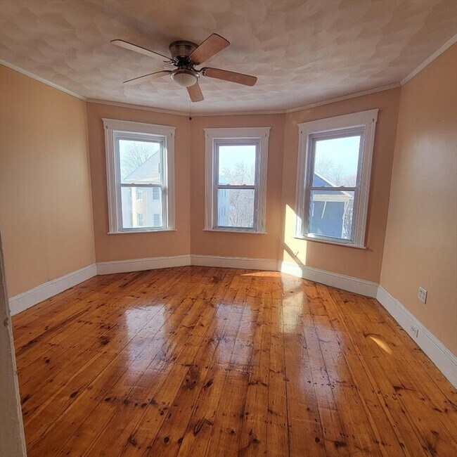 Building Photo - 111 Rodney St