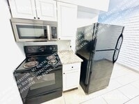 Building Photo - 20 W Southern Ave