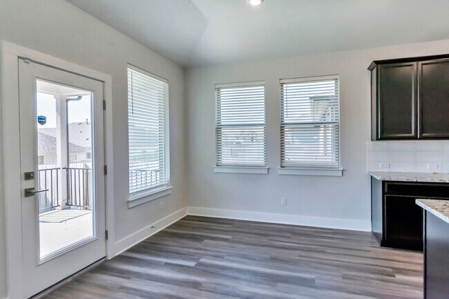 Building Photo - 120 Birkshire Dr