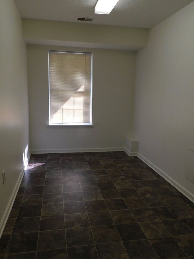 Building Photo - Location! Location! Location!