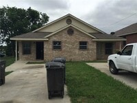 Building Photo - 1504 E Mulkey St