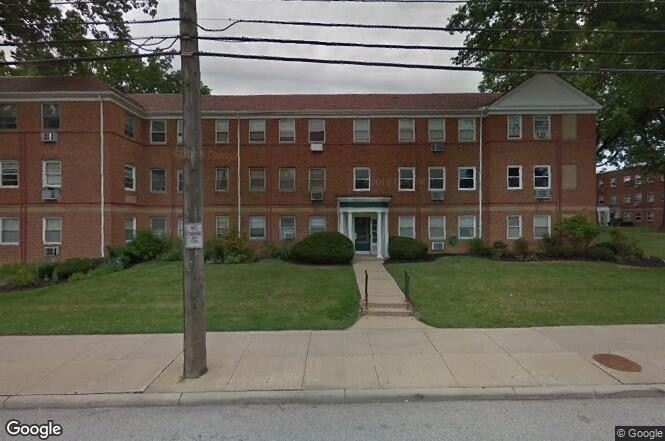 Building Photo - 13765 Cedar Rd