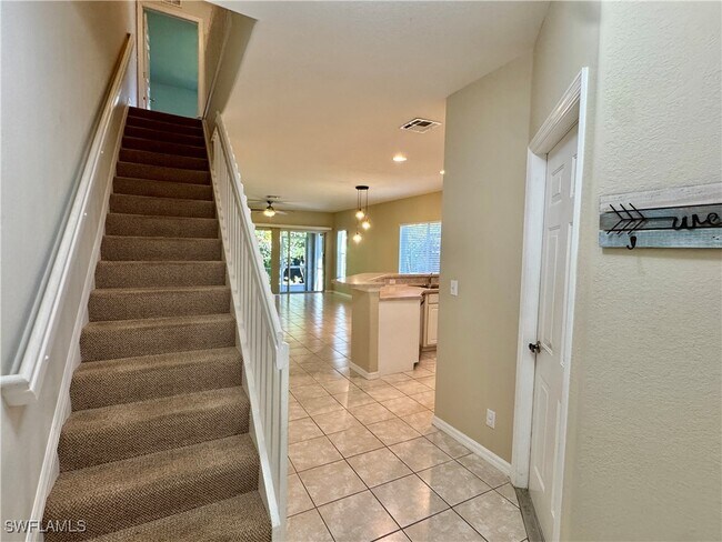 Building Photo - 8151 Pacific Beach Dr