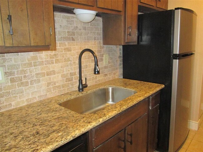 Primary Photo - 14515 Wunderlich Dr