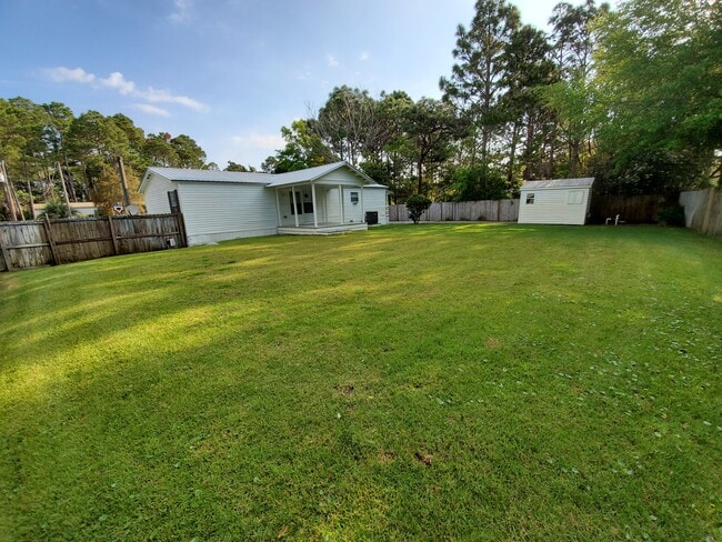 Building Photo - 135 Jo-Katherine Ln